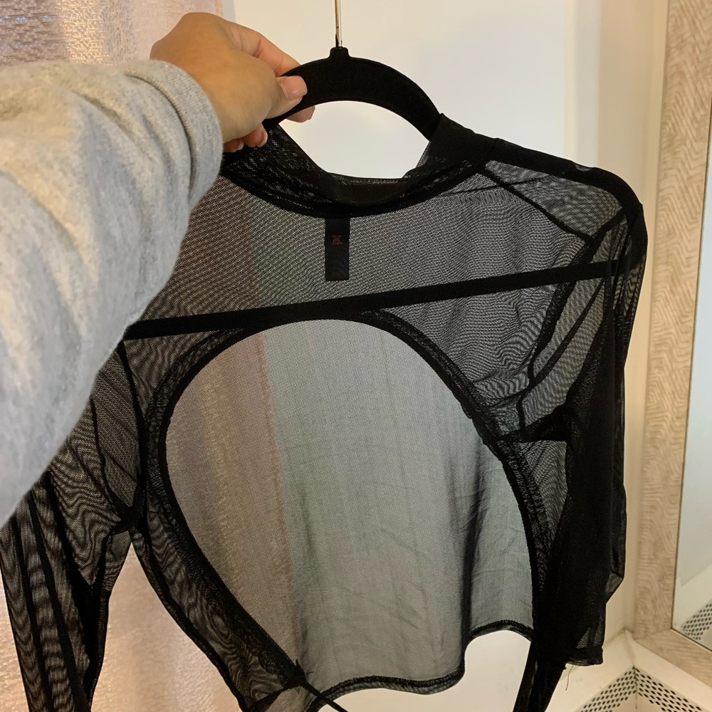 Cutest mesh top.